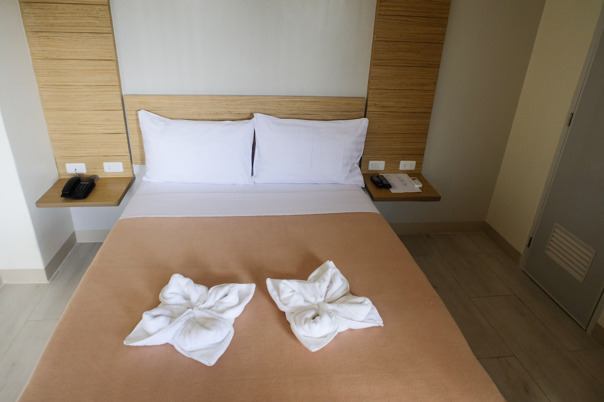 Chambre Mactan Hotel Lapu-Lapu City Kültér fotó